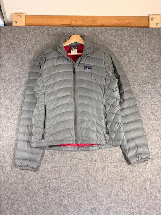 Patagonia Jackets & Blazers - Patagonia Down Sweater Jacket Womens M Gray Quilted Down Fill Full Zip Hiking